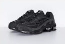 Shox R4 Supreme Preto