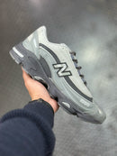 New Balance 1000 Cinza