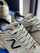 New Balance 9060 Bege