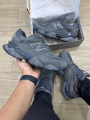 New Balance 9060 Magnet