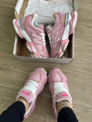 New Balance 9060 Rosa Chiclete