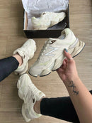 New Balance 9060 Bege Lima