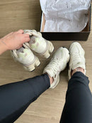 New Balance 9060 Bege Lima